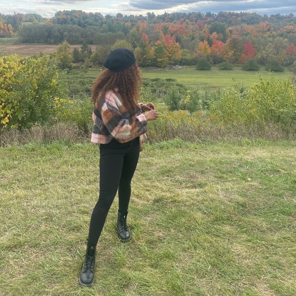 With Love from Lynn to you 🤍 - Picture 2 of 2